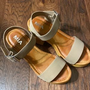 Wore once for a wedding